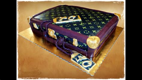 decorazioni torta louis vuitton|TUTORIAL torta valigia LOIUS VUITTON fashion cake design.